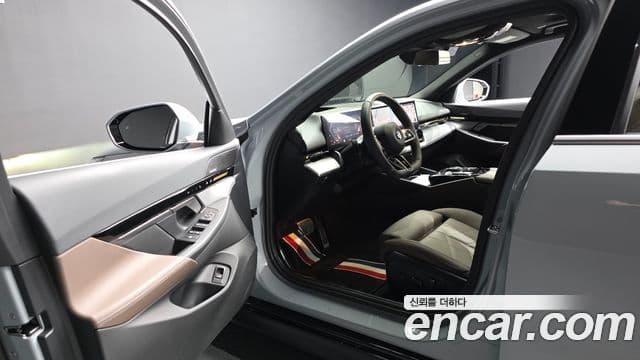BMW 5 Series 2024 — Photo 25/41