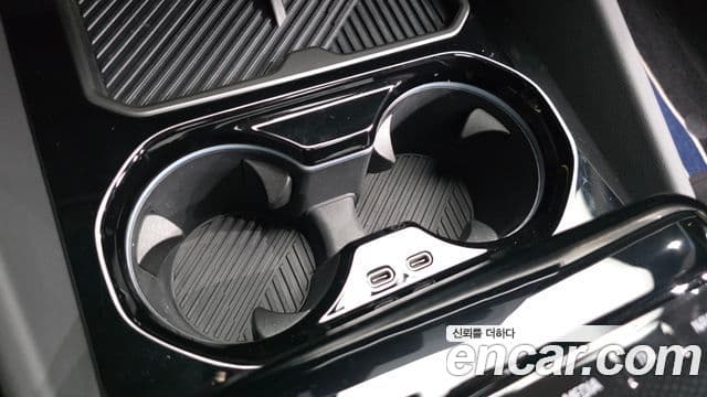 BMW 5 Series 2024 — Photo 27/41