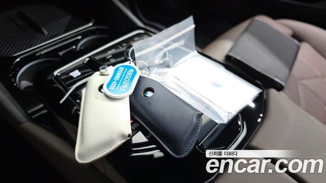 BMW 5 Series 2024 — Photo 38/41