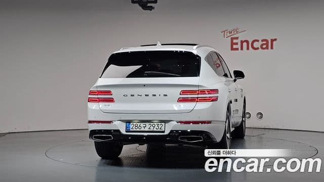 Genesis GV80 2021 — ფოტო 4/20