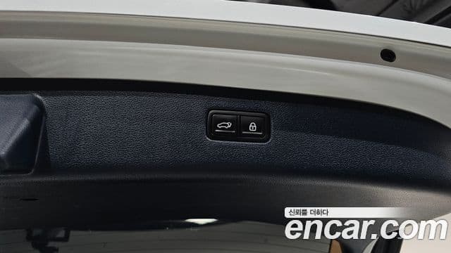 Genesis GV80 2021 — Photo 39/40