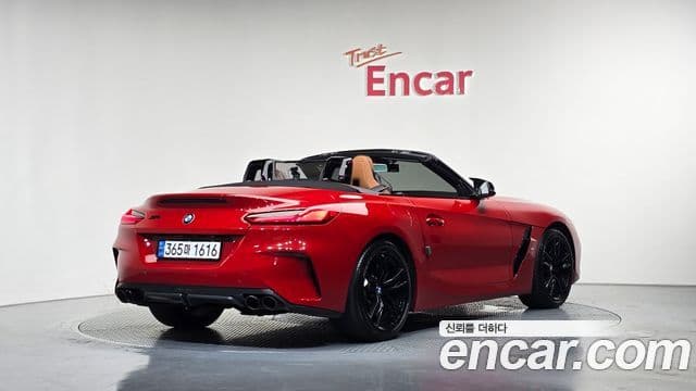 BMW Z4 2020 — Фото 2/20
