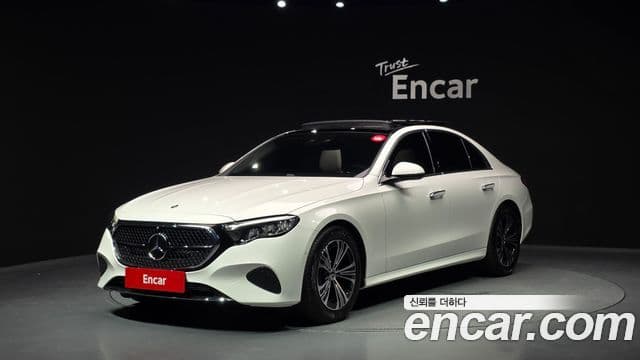 Mercedes-Benz E-Class 2025 — ფოტო 2/20