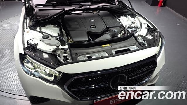 Mercedes-Benz E-Class 2025 — ფოტო 5/20
