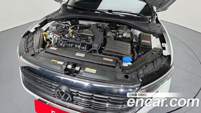 Volkswagen Jetta 2024 — ფოტო 6/20