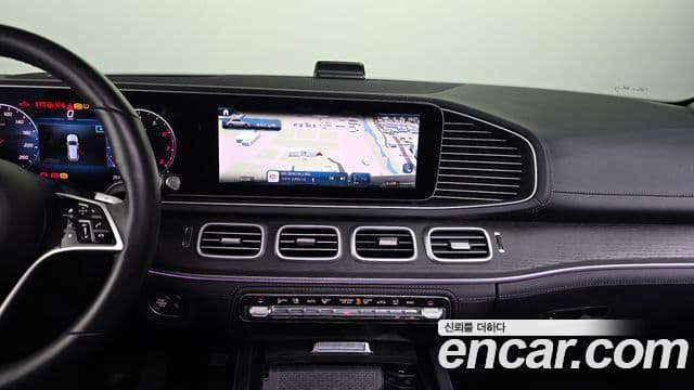 Mercedes-Benz GLE-Class 2023 — Şəkil 8/20