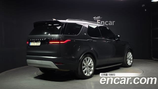 Land Rover Discovery 5 2022 — Şəkil 2/20