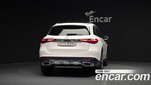 Mercedes-Benz GLC-Class 2025 — ფოტო 4/20