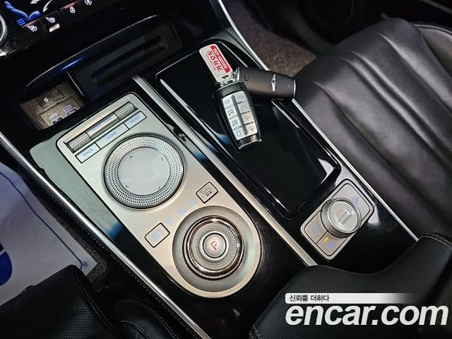 Genesis GV80 2020 — ფოტო 6/18