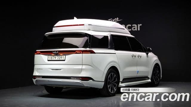 Kia Carnival 2023 — Şəkil 2/20