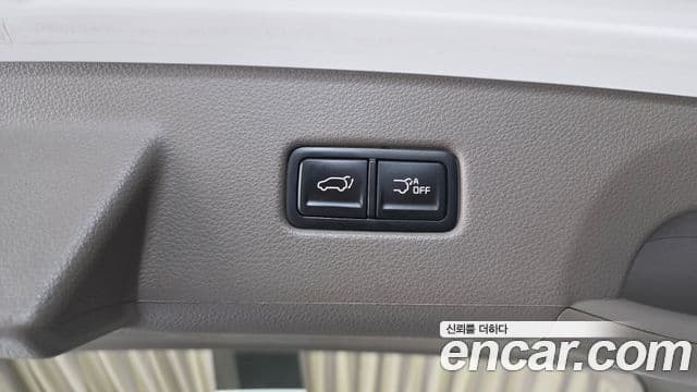 Kia Carnival 2023 — Şəkil 16/20