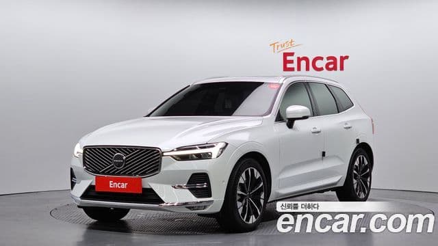 Volvo XC60 2025 — ფოტო 1/20