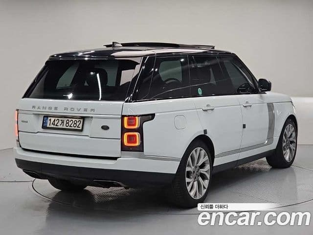 Land Rover Range Rover 2018 — Şəkil 3/18