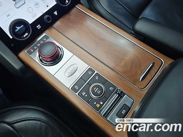 Land Rover Range Rover 2018 — Şəkil 6/18