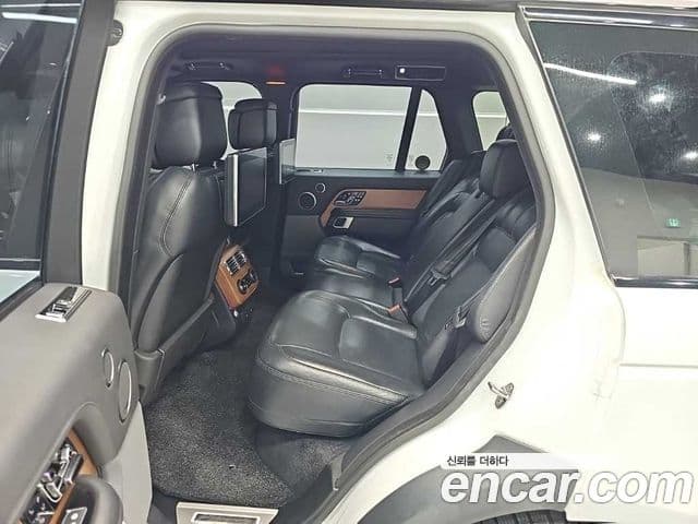 Land Rover Range Rover 2018 — Şəkil 11/18