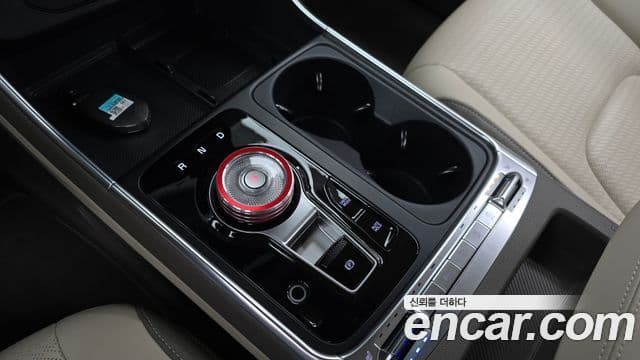 Kia Carnival 2024 — Photo 21/34