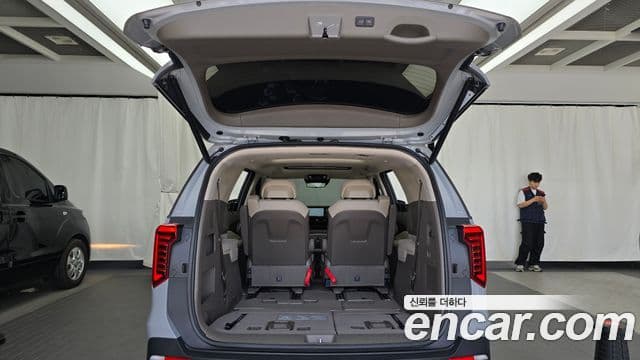 Kia Carnival 2024 — Photo 5/34