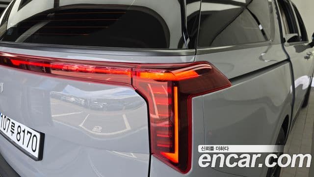 Kia Carnival 2024 — Photo 19/34