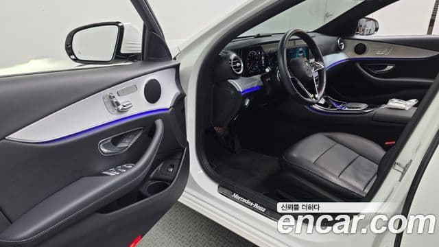 Mercedes-Benz E-Class 2020 — Фото 10/20