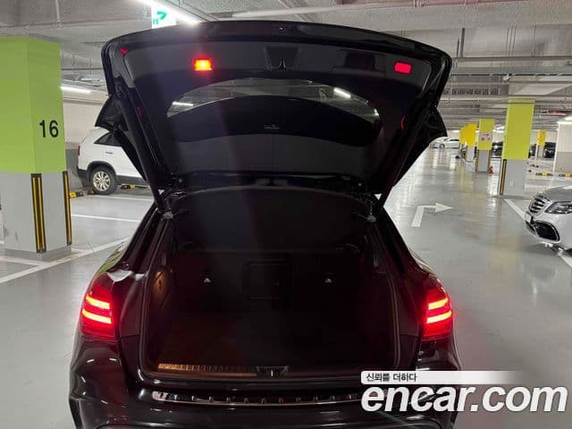 Mercedes-Benz GLA-Class 2018 — Фото 5/18