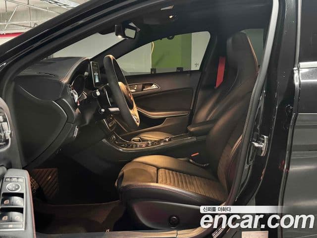 Mercedes-Benz GLA-Class 2018 — Фото 10/18