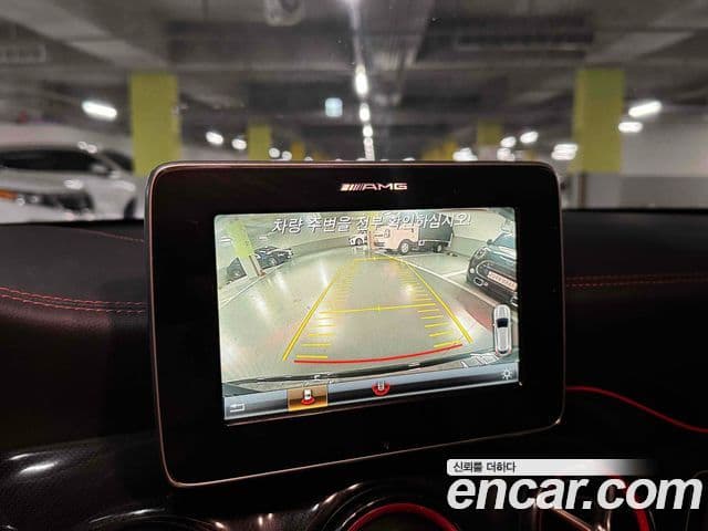 Mercedes-Benz GLA-Class 2018 — Фото 14/18