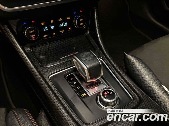 Mercedes-Benz GLA-Class 2018 — Фото 16/18