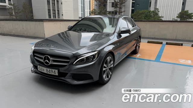 Mercedes-Benz C-Class 2018 — Фото 9/20