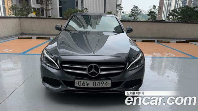 Mercedes-Benz C-Class 2018 — Фото 2/20