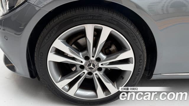 Mercedes-Benz C-Class 2018 — Фото 4/20