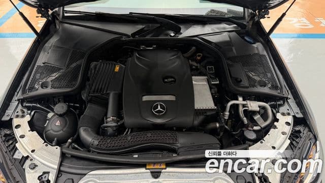 Mercedes-Benz C-Class 2018 — Фото 5/20