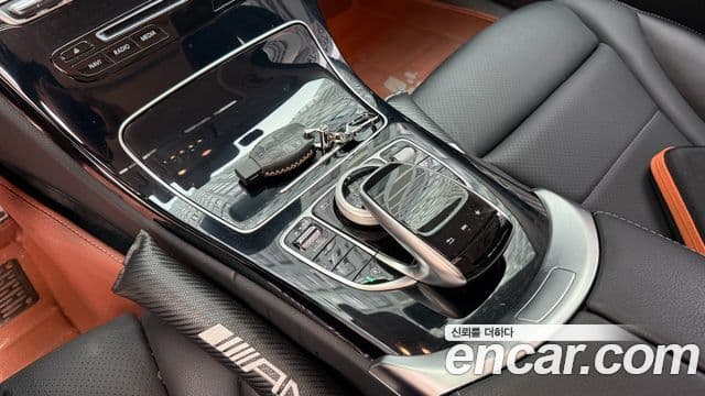 Mercedes-Benz C-Class 2018 — Фото 12/20