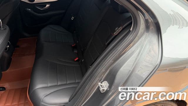 Mercedes-Benz C-Class 2018 — Фото 15/20