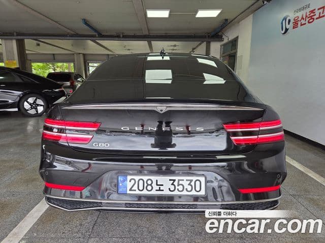 Genesis Electrified G80 2024 — фото 3 из 12