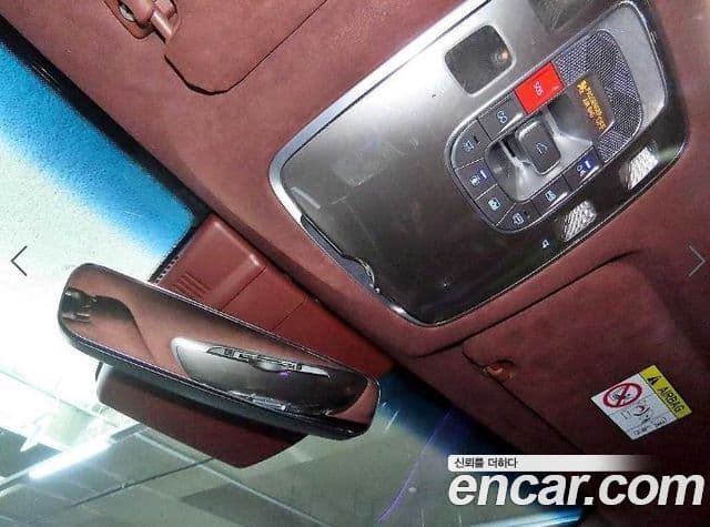 Genesis G90 2022 — фото 18 из 20