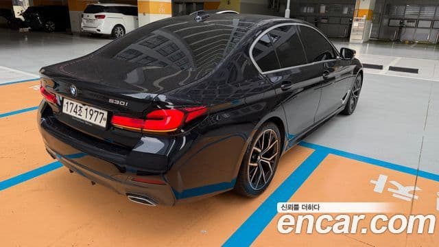 BMW 5 Series 2021 — ფოტო 1/20