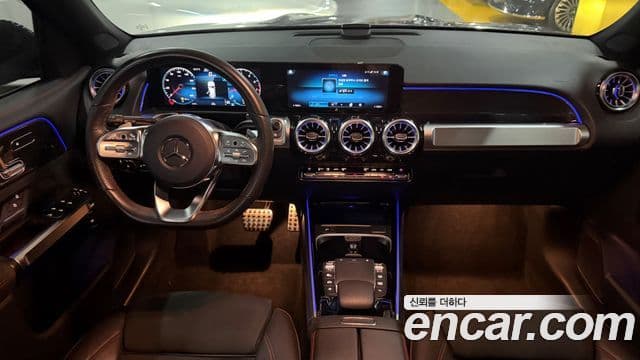 Mercedes-Benz GLB-Class 2023 — Şəkil 6/20