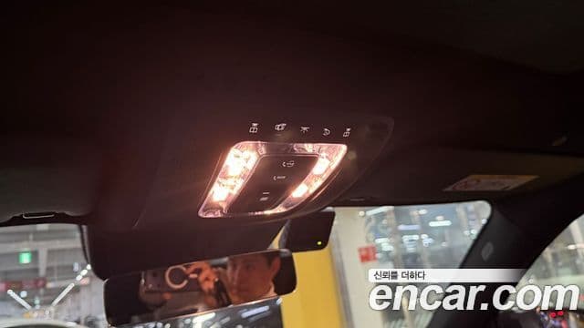 Mercedes-Benz GLB-Class 2023 — фото 17 из 20