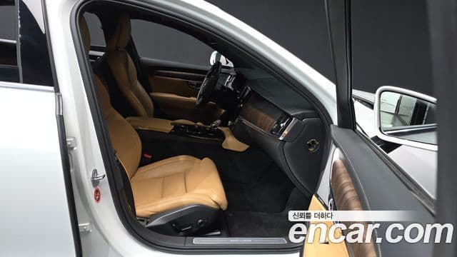 Volvo S90 2022 — ფოტო 10/20