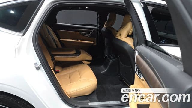 Volvo S90 2022 — ფოტო 12/20