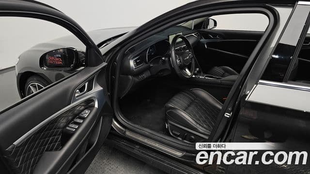 Genesis G70 2022 — фото 9 из 20