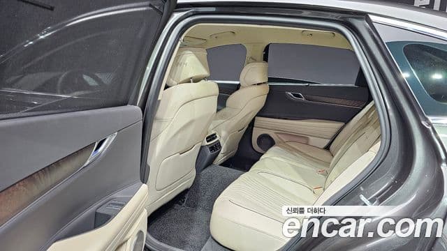 Genesis Electrified G80 2022 — фото 10 из 20