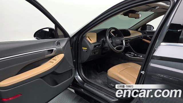 Hyundai Sonata 2019 — Фото 8/20