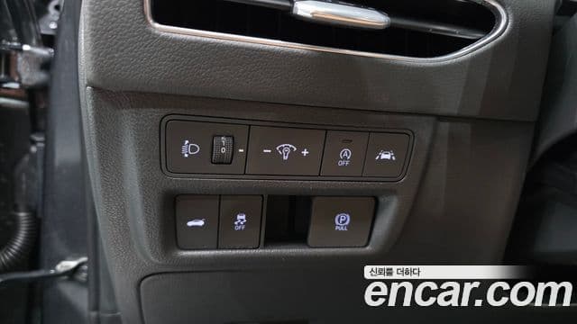 Hyundai Sonata 2019 — Фото 19/20