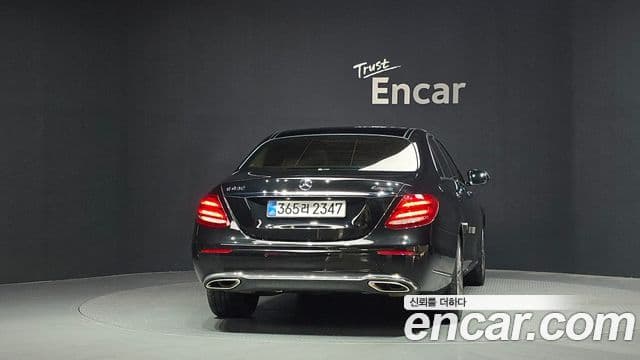 Mercedes-Benz E-Class 2019 — Şəkil 4/20