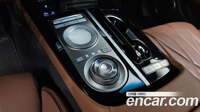 Genesis Electrified G80 2022 — фото 9 из 20