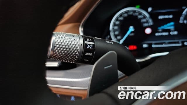 Genesis G80 2022 — Photo 30/31