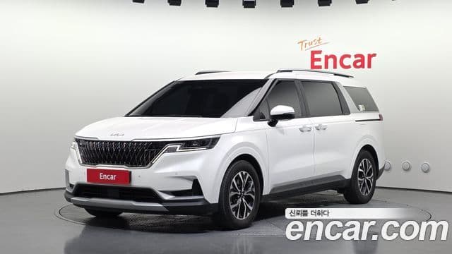 Kia Carnival 2022 — Фото 1/20