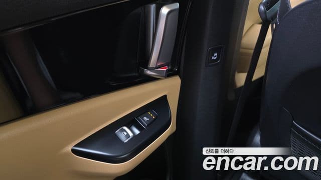 Kia Carnival 2022 — Фото 19/20