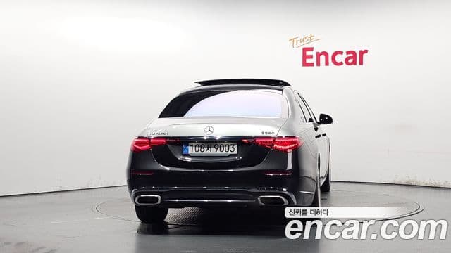 Mercedes-Benz S-Class 2023 — Photo 34/38